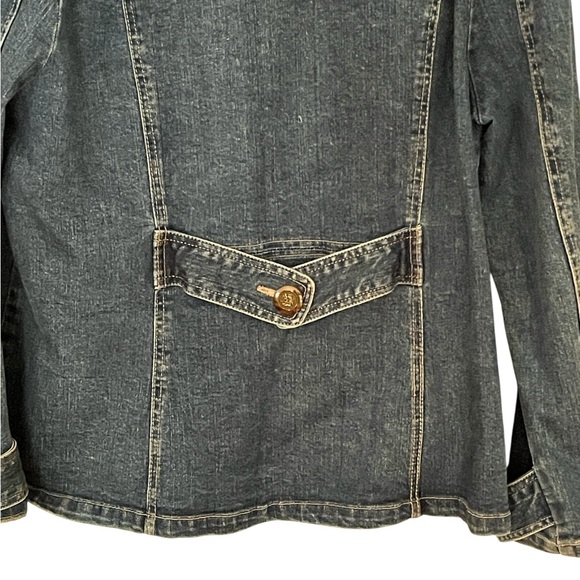 AMI size 1X dark wash denim 3 button blazer with pockets - Picture 8 of 12